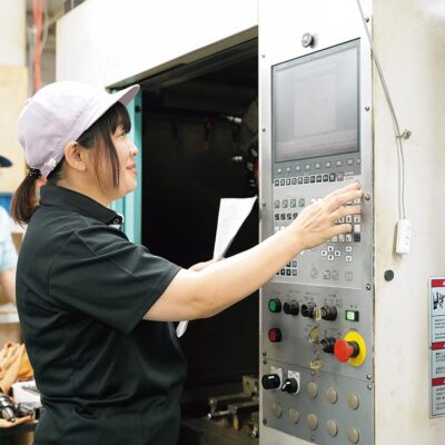 テック海発株式会社
